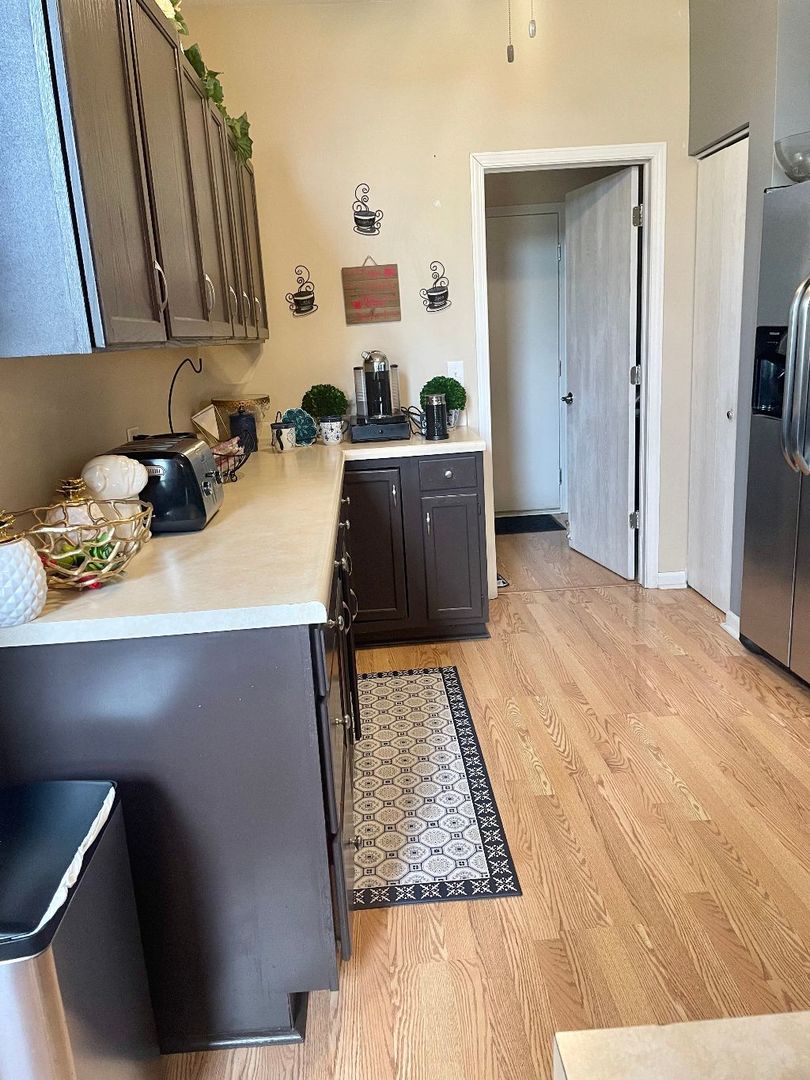 193 Half Moon Bay Court Romeoville, IL 60446 - Photo 9 of 27