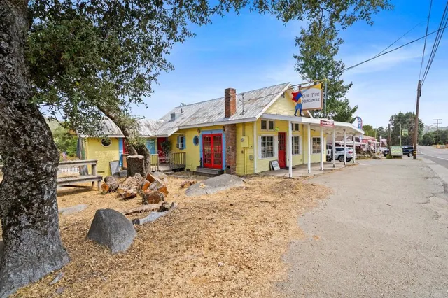 a outdoor space view with a sitting space