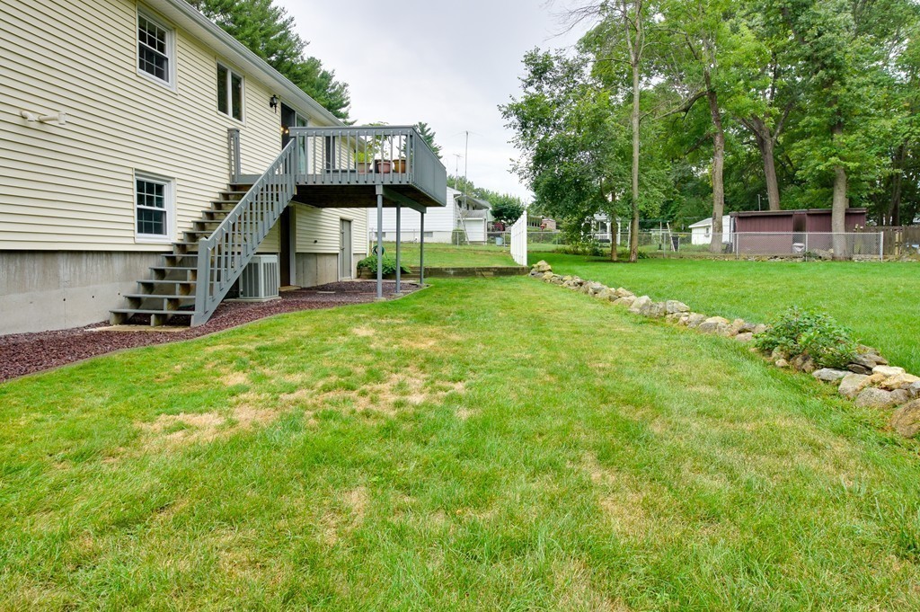 7 Richfield Road Burlington, MA 01803 - Photo 20 of 23 Gallery Image 20