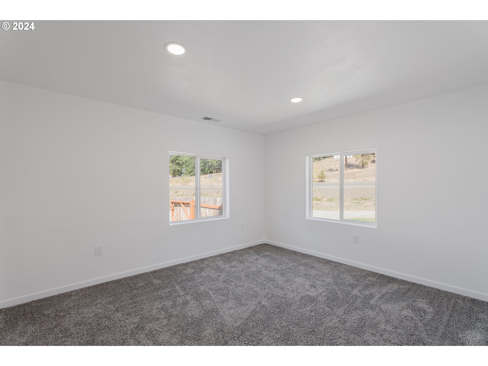 2840 Canyonville-Riddle Road Riddle, OR 97469 - Photo 21 of 36