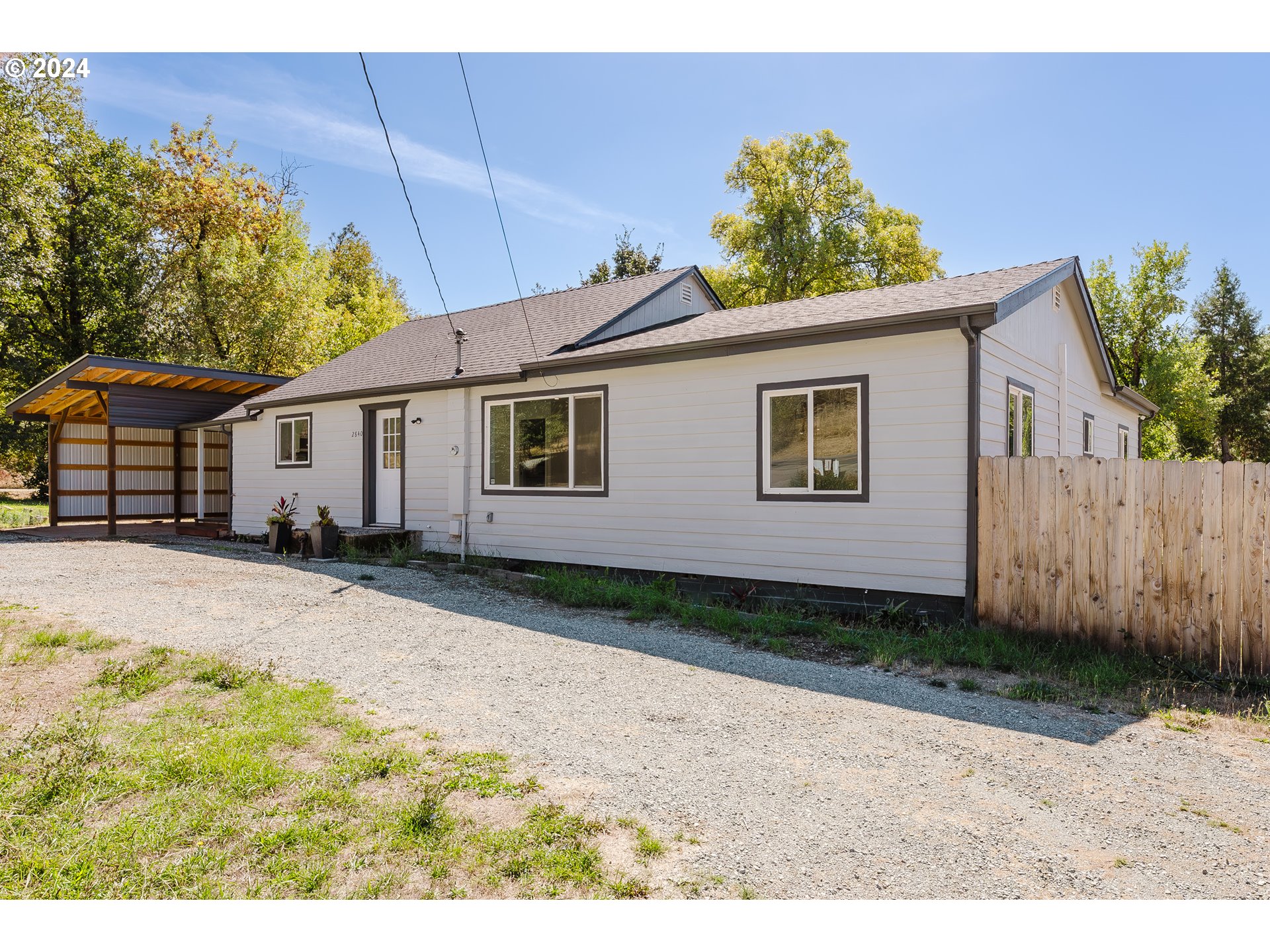 2840 Canyonville-Riddle Road Riddle, OR 97469 - Photo 4 of 36