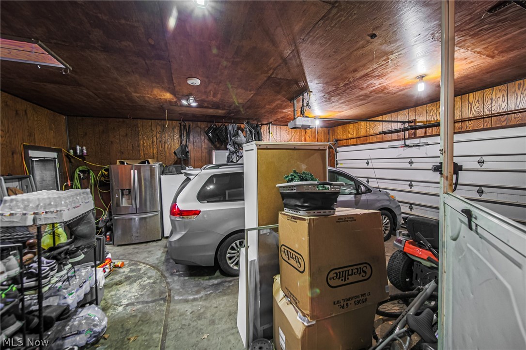 327 Briarhill Drive Rittman, OH 44270 - Photo 45 of 50 Garage