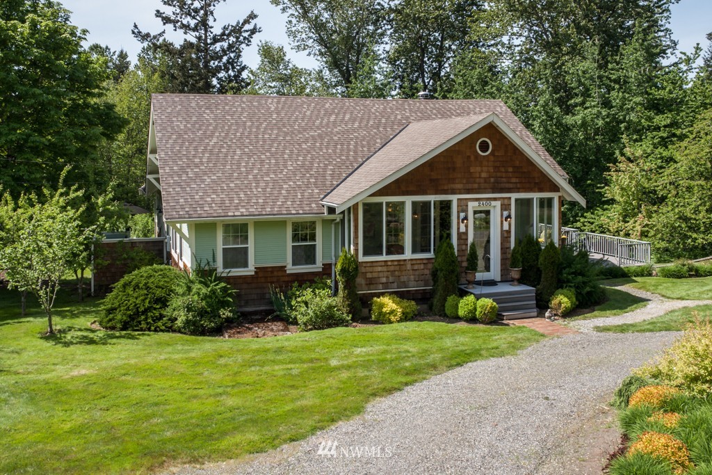 2400 East Hemmi Road Bellingham, WA 98226 - Photo 2 of 24 Gallery Image 2