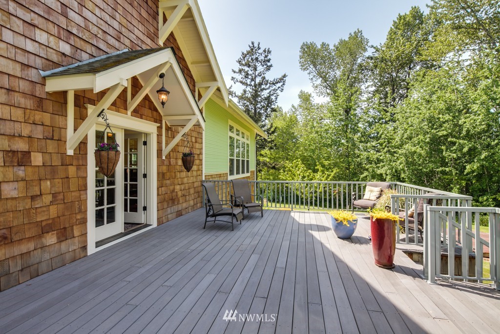 2400 East Hemmi Road Bellingham, WA 98226 - Photo 21 of 24 Gallery Image 21
