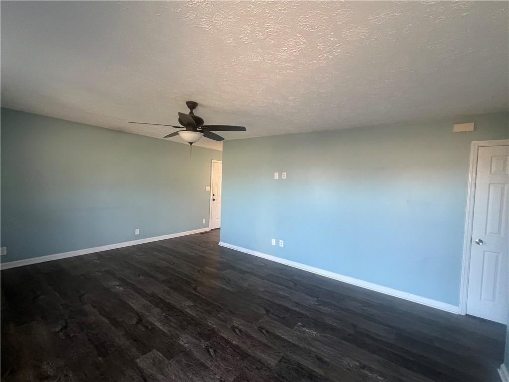 201 Grogan Road Northeast White, GA 30184 - Photo 7 of 22