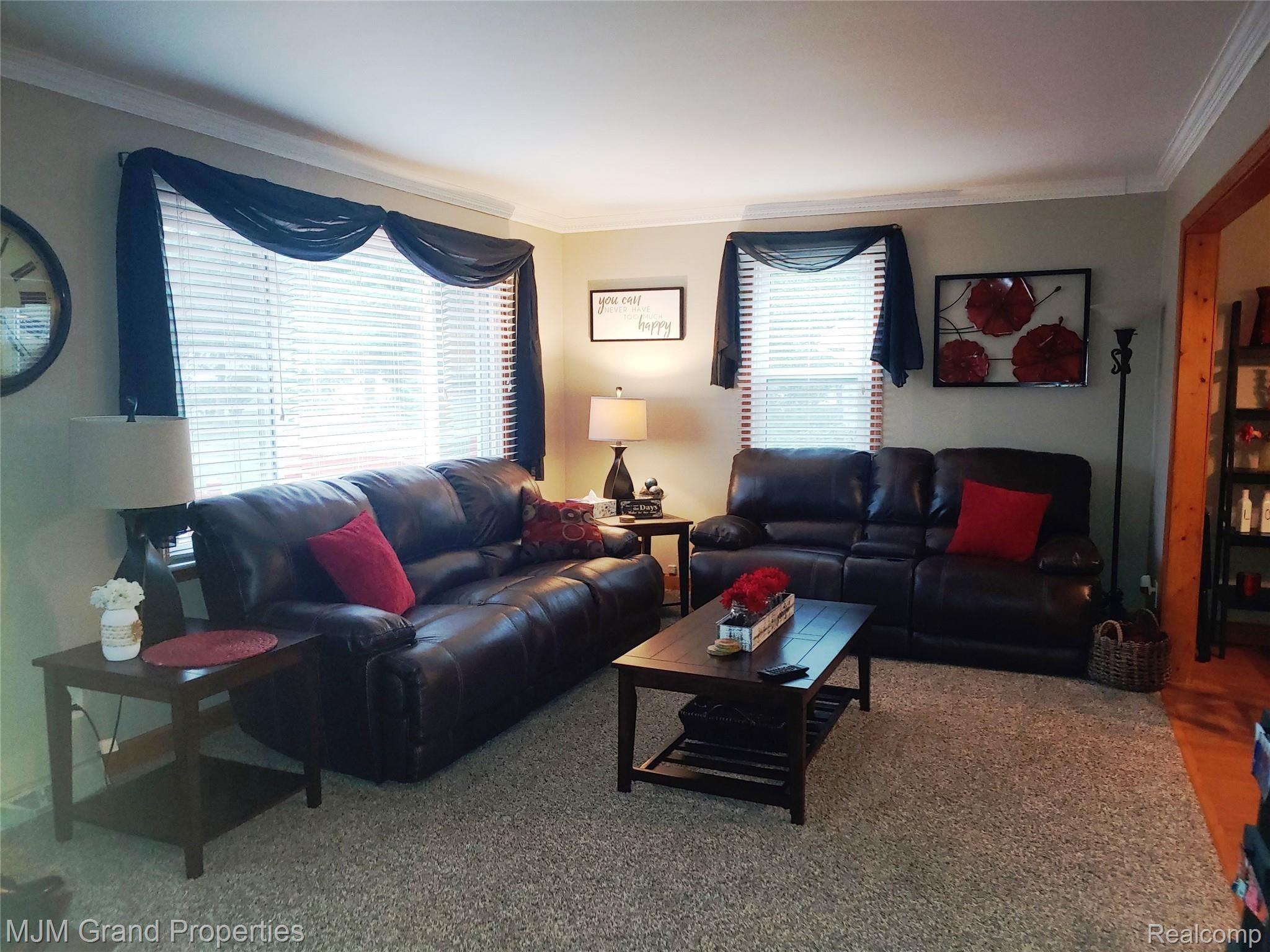 38915 Wade Road Romulus, MI 48174 - Photo 8 of 24 Living Room.jpg