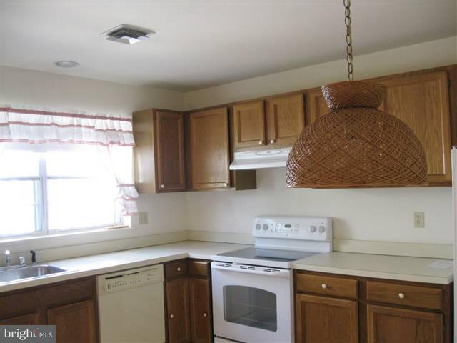 1820 Wexford Road Palmyra, PA 17078 - Photo 3 of 5 Gallery Image 3