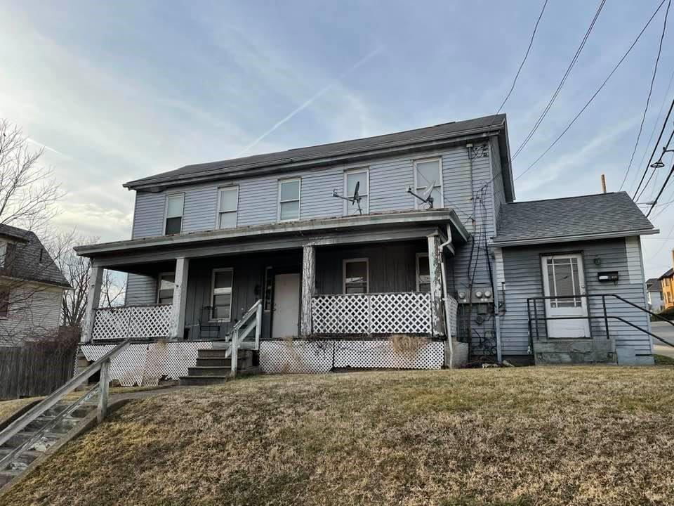 154 Monroe Street Rochester, PA 15074 - Photo 1 of 9 Gallery Image 1