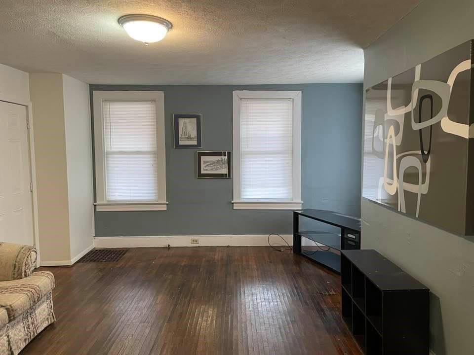 154 Monroe Street Rochester, PA 15074 - Photo 4 of 9 Gallery Image 4