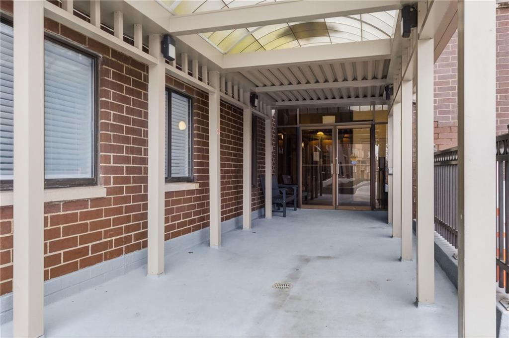 a view of a room with an empty space