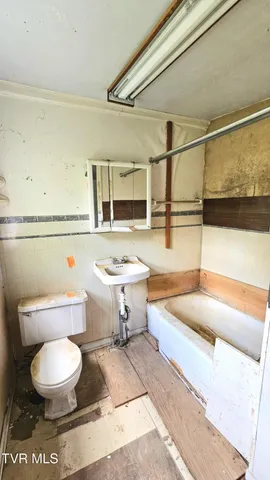 $39,000 | 2230 Cleveland Road, Cleveland, VA 24225