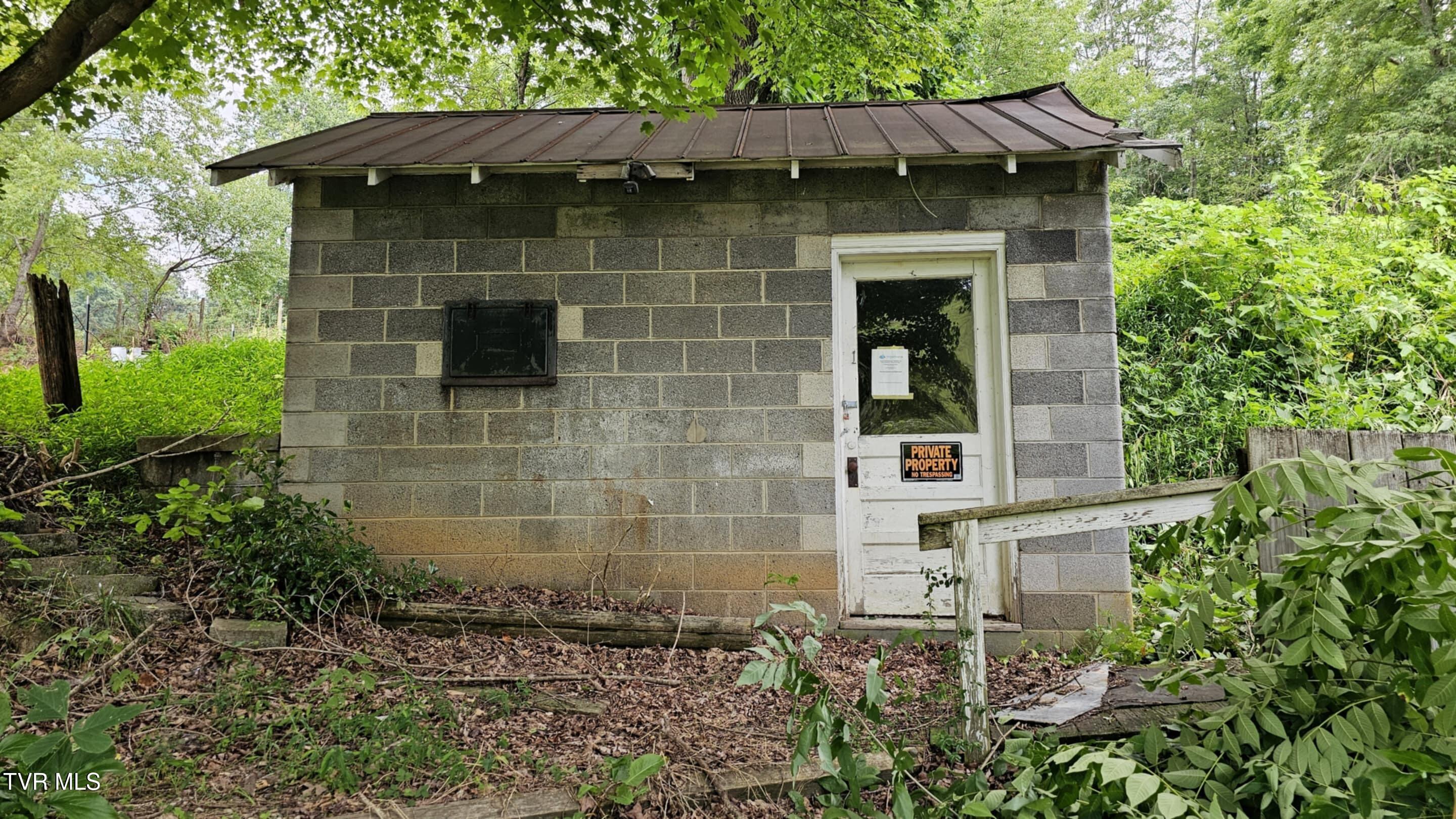 2230 Cleveland Road Cleveland, VA 24225 - Photo 6 of 24 6