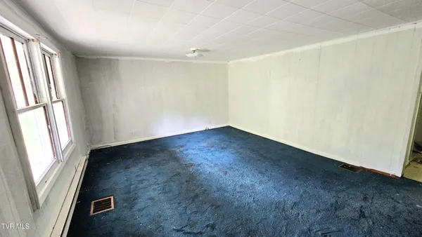 $25,000 | 2230 Cleveland Road, Cleveland, VA 24225