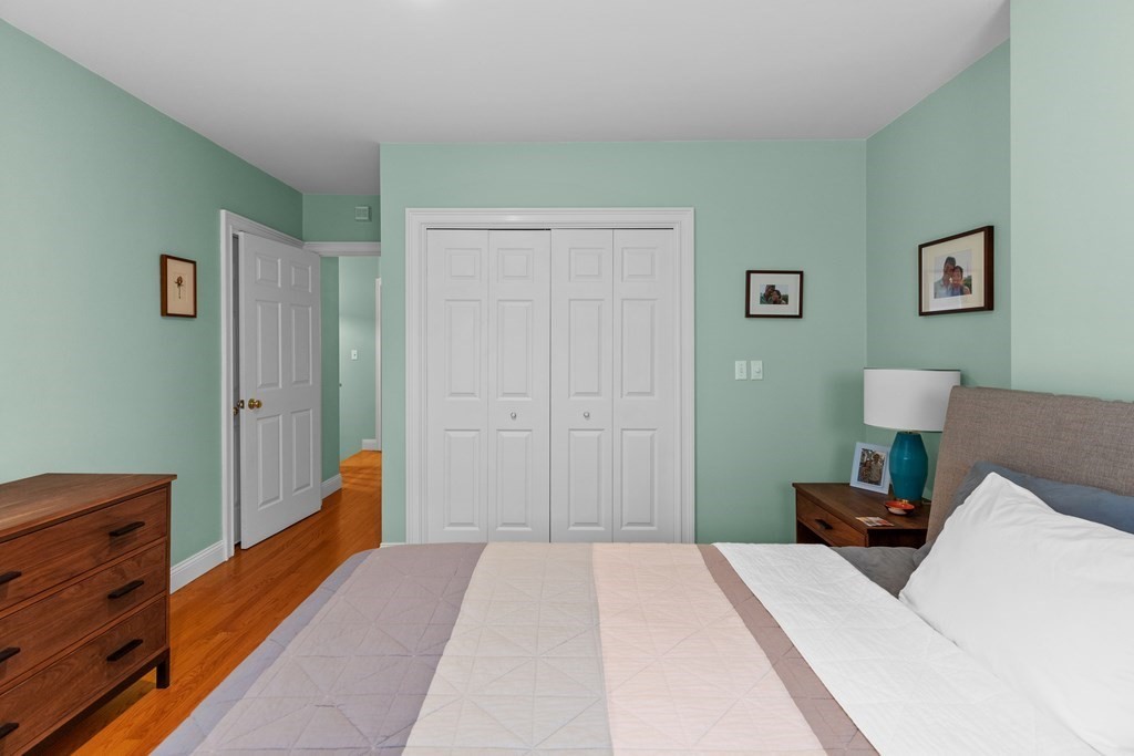 22 Hanson Street, Unit 2 Boston, MA 02118 - Photo 16 of 30