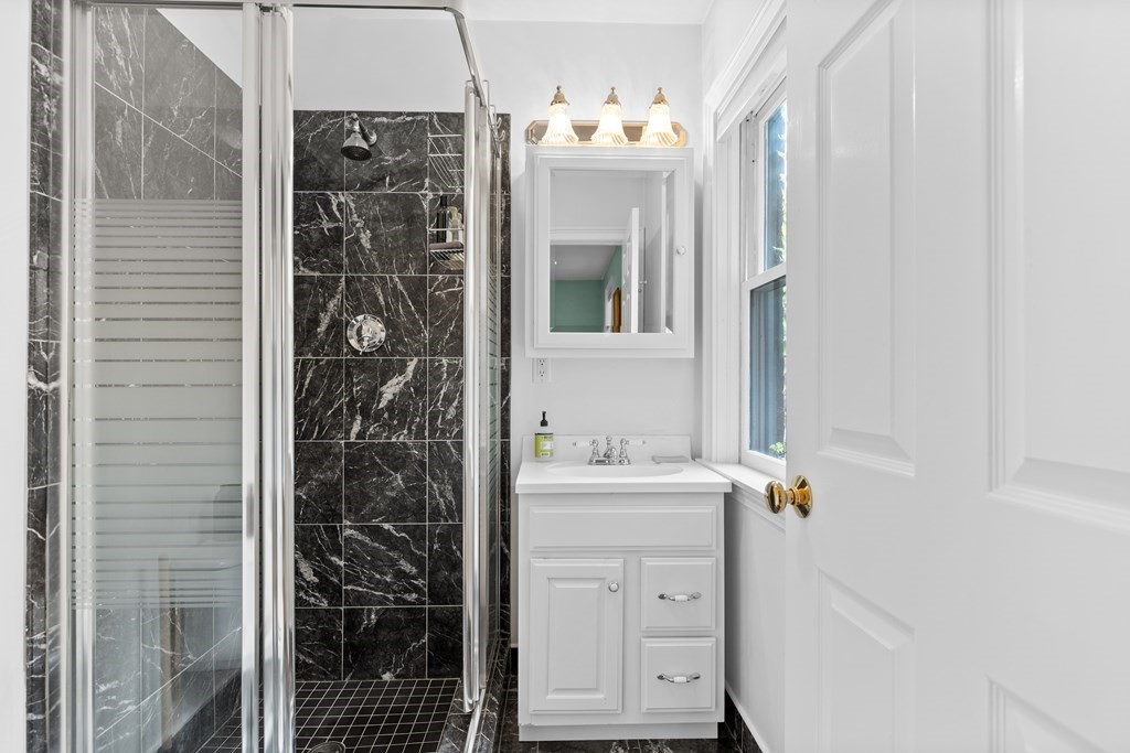 22 Hanson Street, Unit 2 Boston, MA 02118 - Photo 23 of 30