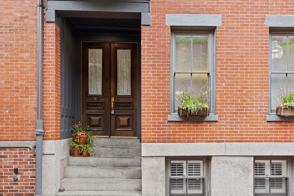 22 Hanson Street, Unit 2 Boston, MA 02118 - Photo 25 of 30