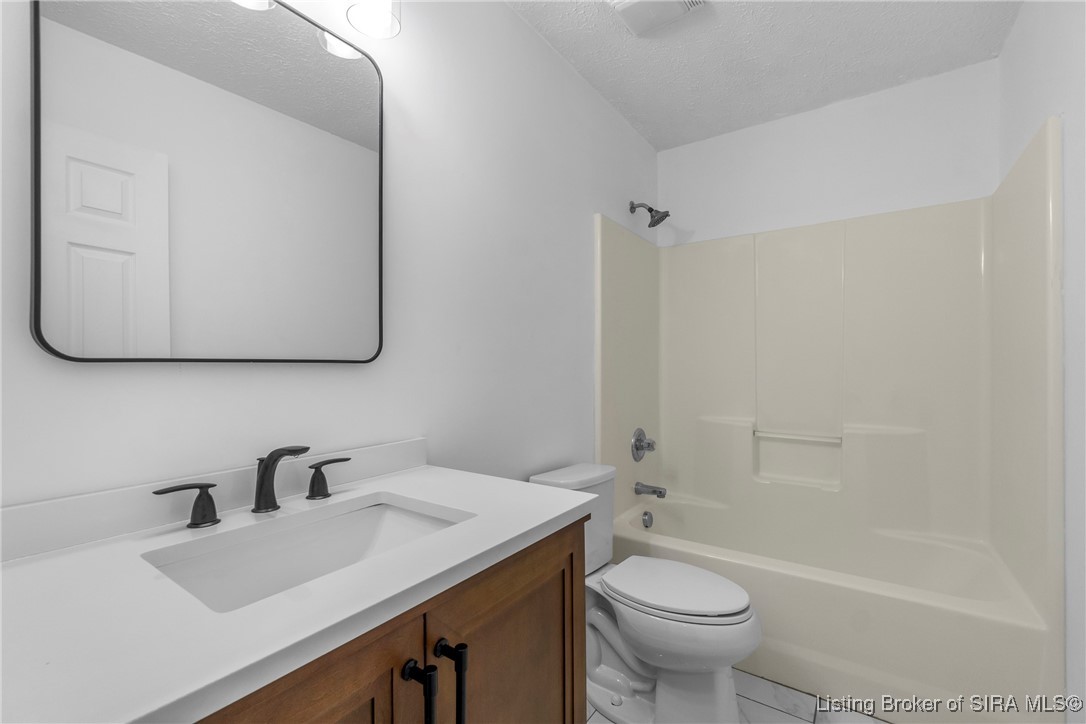 1412 Brown Forman Road Jeffersonville, IN 47130 - Photo 36 of 53