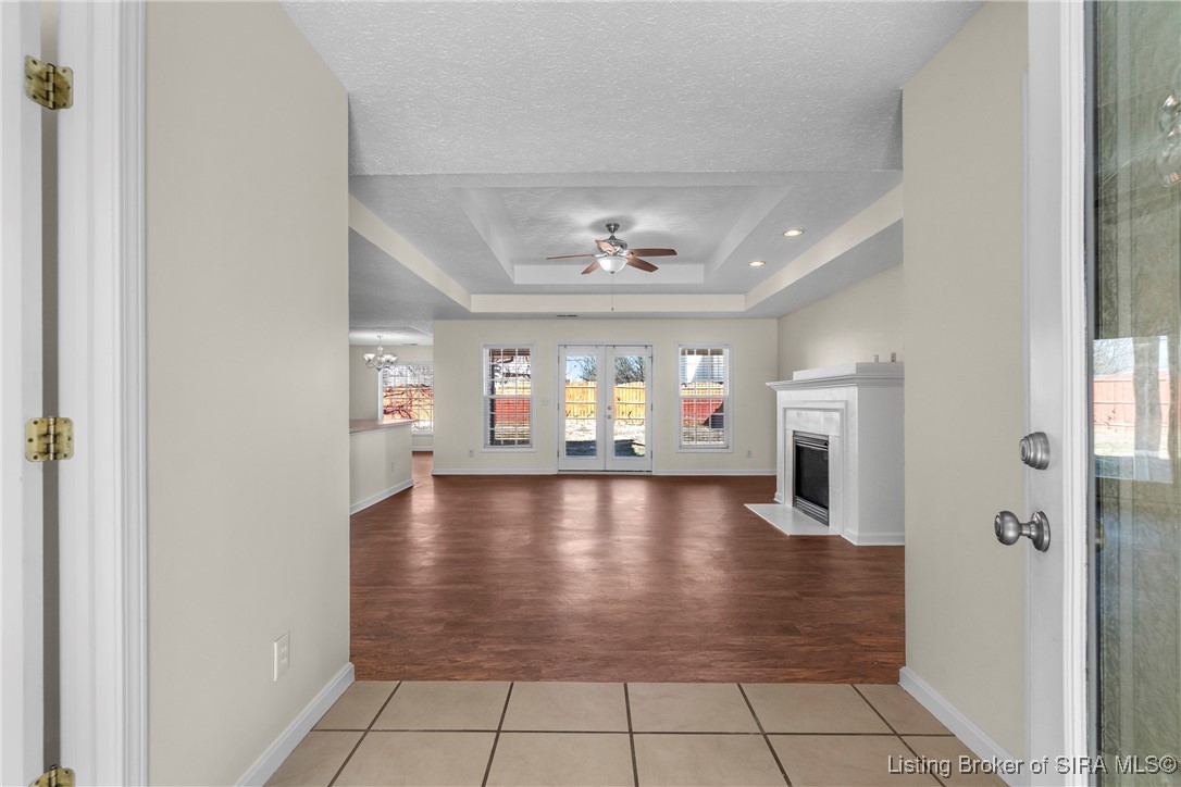 1412 Brown Forman Road Jeffersonville, IN 47130 - Photo 5 of 53