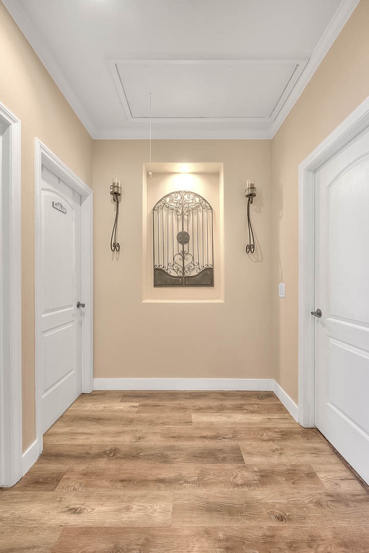 611 Glory Street San Jacinto, CA 92583 - Photo 28 of 58 Hallway