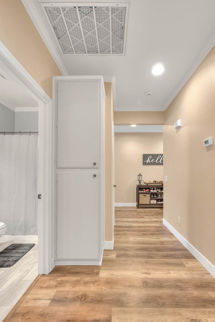 611 Glory Street San Jacinto, CA 92583 - Photo 29 of 58 Hallway