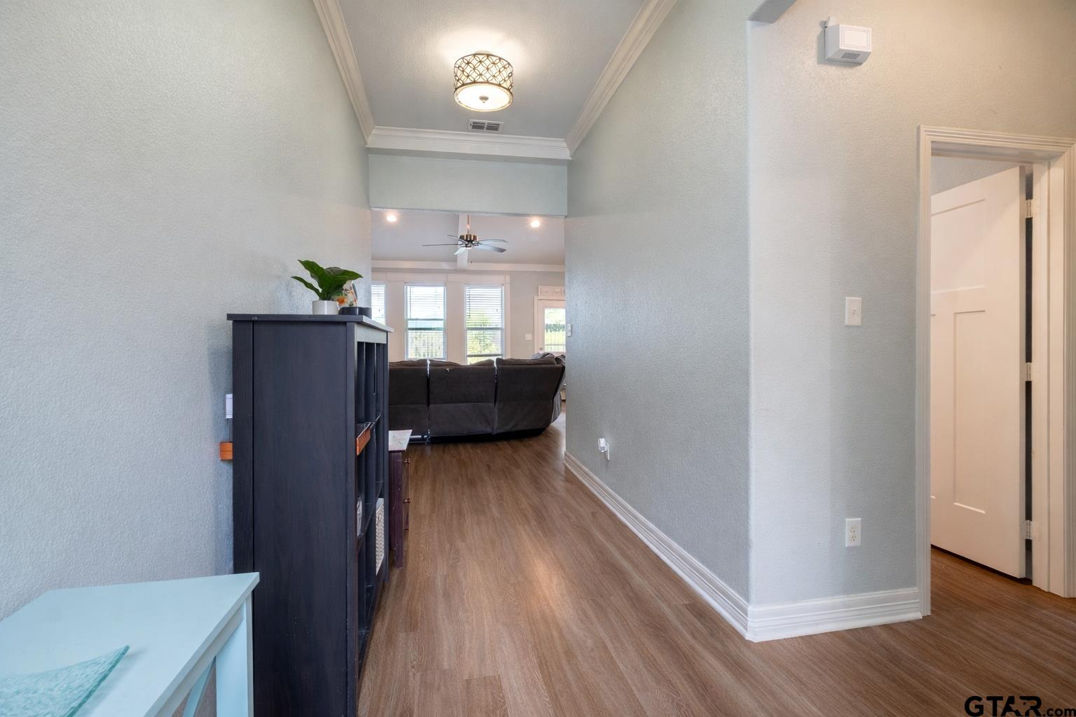 2802 Valley View Street Tyler, TX 75701 - Photo 3 of 29