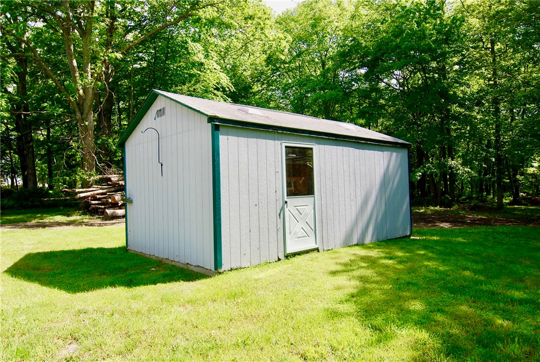 106 Kuehn Road Hopkinton, RI 02804 - Photo 9 of 31