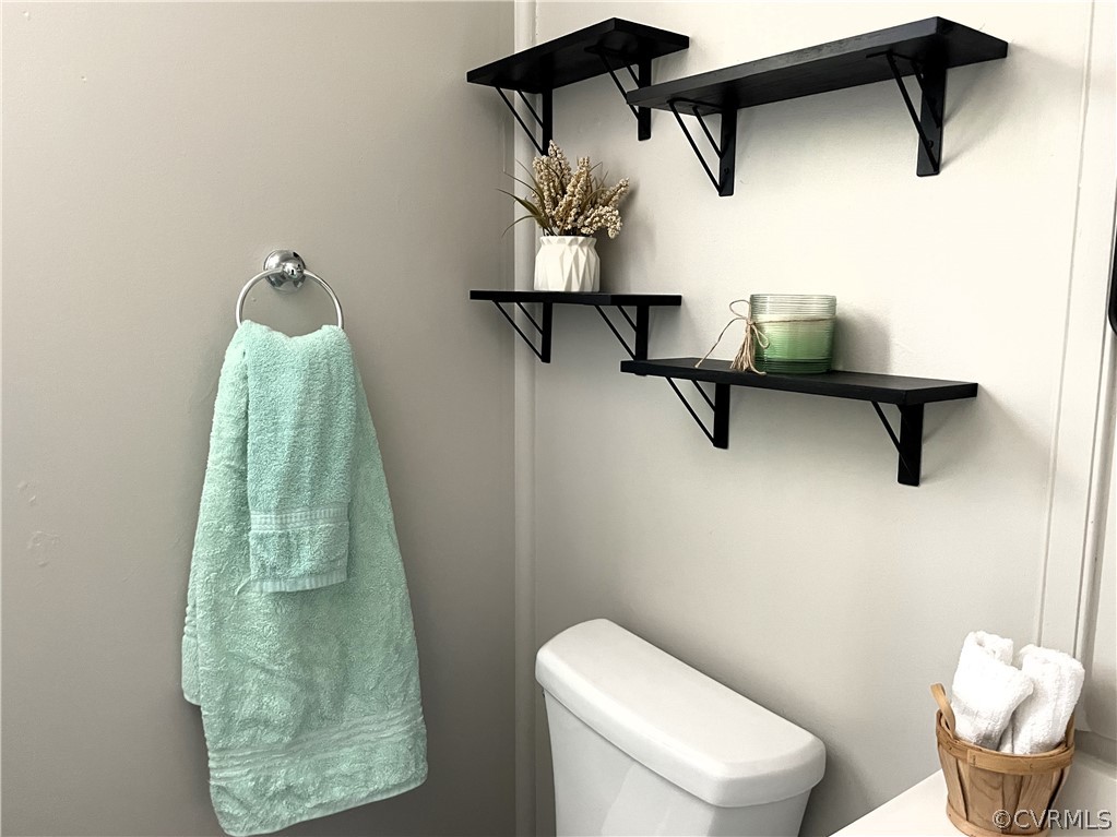 228 Beech Forest Road Kenbridge, VA 23944 - Photo 14 of 23 a bathroom with a toilet