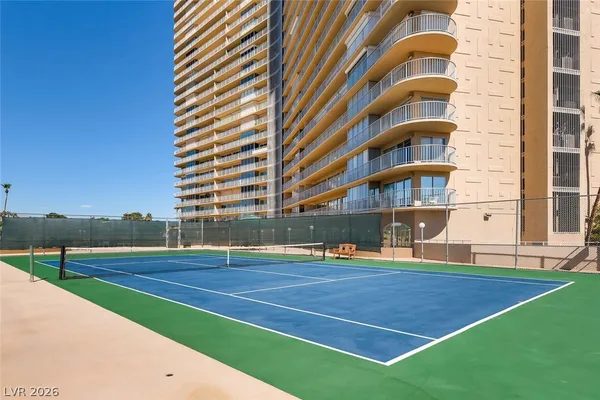 $1,400 | 3111 Bel Air Drive, Unit 211, Las Vegas, NV 89109