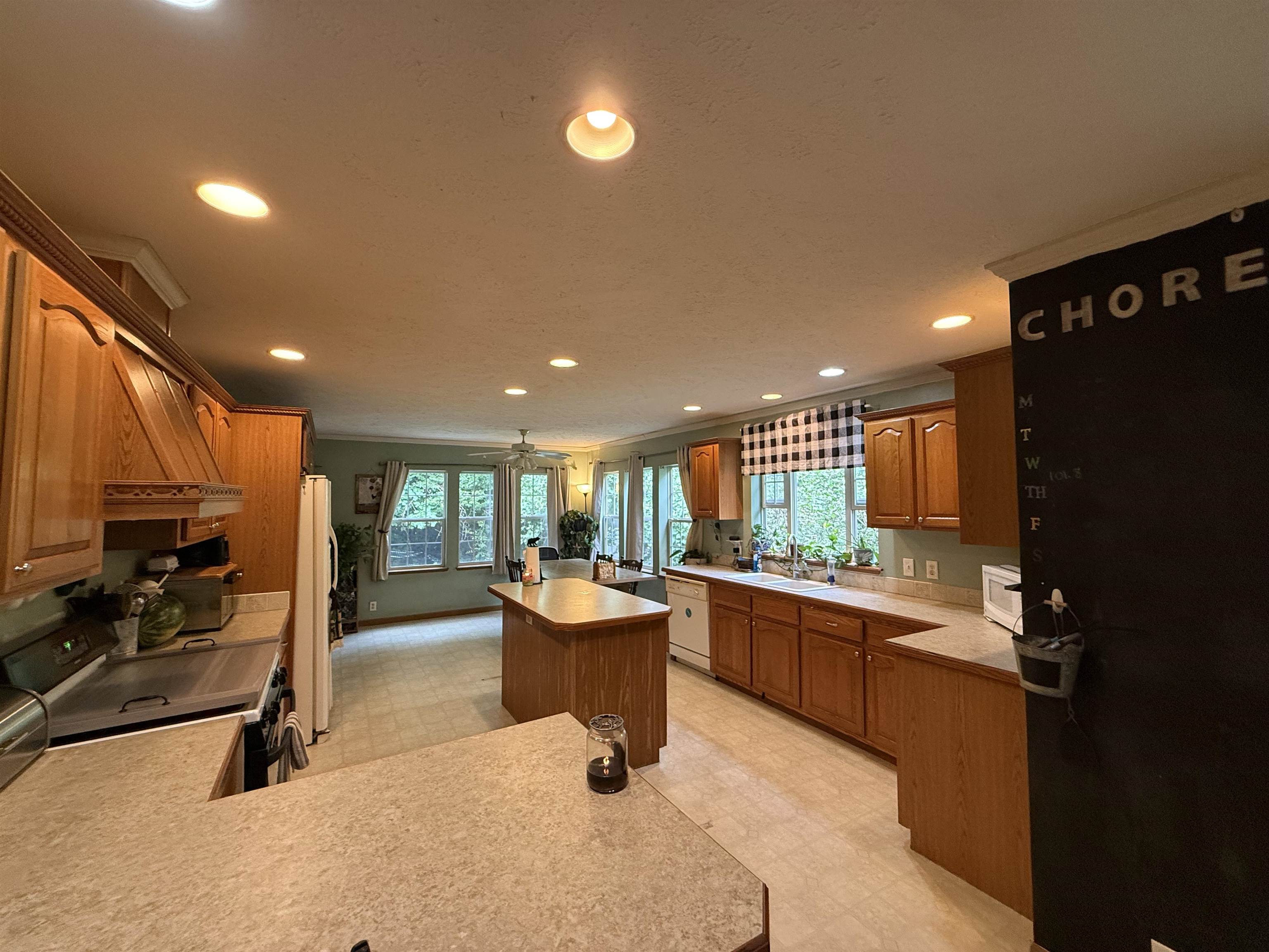 112 Outwater Road Shaftsbury, VT 05201 - Photo 7 of 16 Gallery Image 7