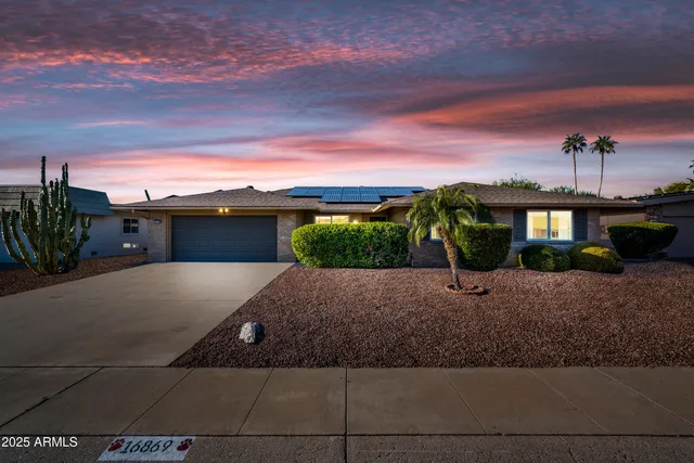 $387,500 | 16869 North Meadow Park Drive, Sun City, AZ 85351
