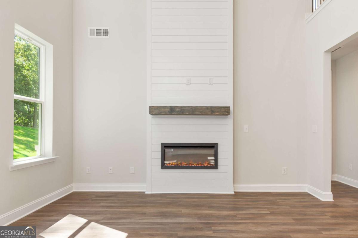 6955 Melody Ridge Road Buford, GA 30519 - Photo 7 of 24