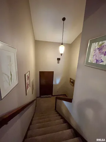 $449,900 | 61 Schack Road, Murphysboro, IL 62966