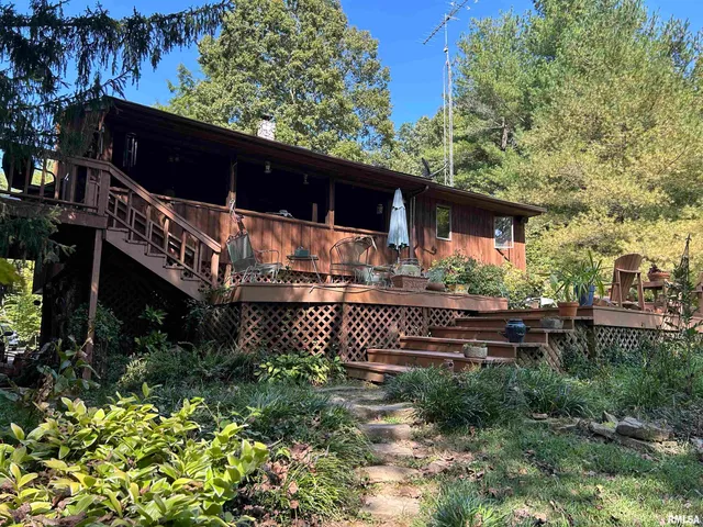 $449,900 | 61 Schack Road, Murphysboro, IL 62966