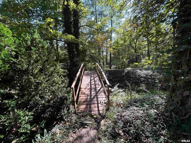 $449,900 | 61 Schack Road, Murphysboro, IL 62966