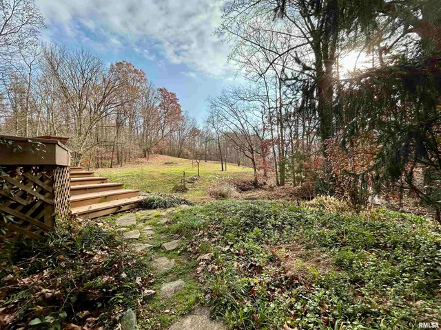 $449,900 | 61 Schack Road, Murphysboro, IL 62966