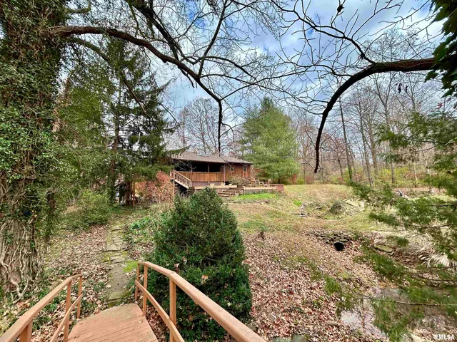 $449,900 | 61 Schack Road, Murphysboro, IL 62966