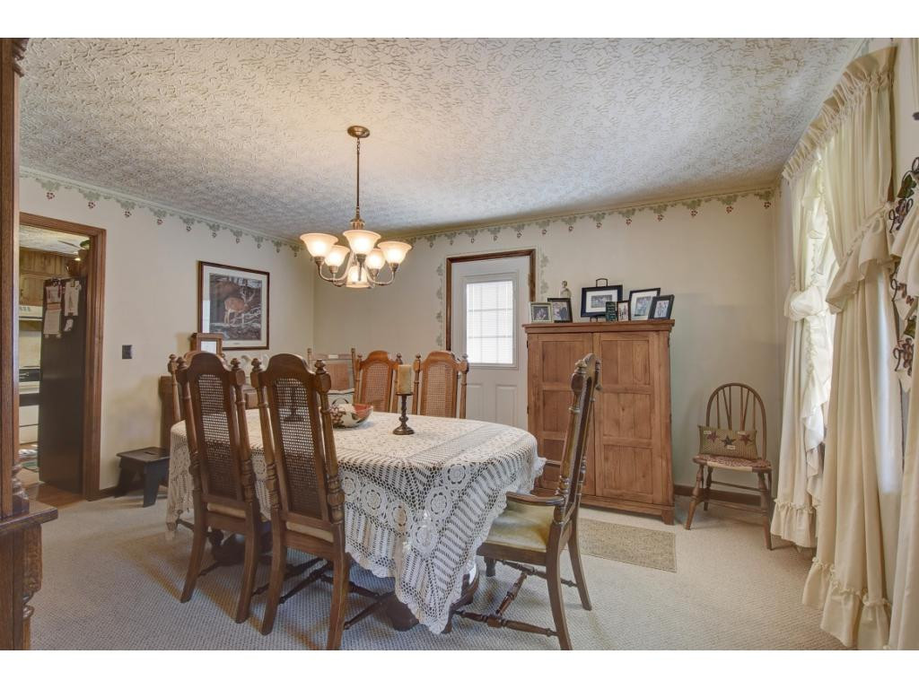 3734 Purchase Ridge Road Duffield, VA 24244 - Photo 11 of 36 Formal Dining Room