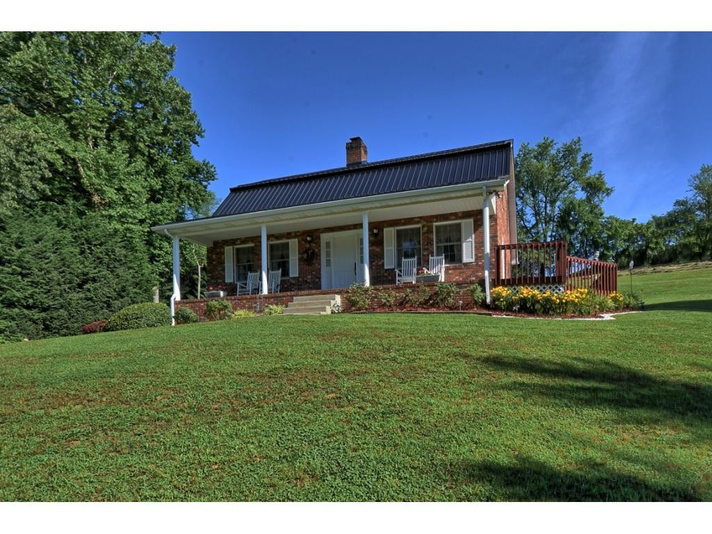 3734 Purchase Ridge Road Duffield, VA 24244 - Photo 2 of 36 Leave Your Worries Behind