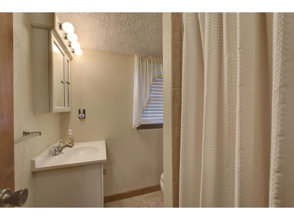 3734 Purchase Ridge Road Duffield, VA 24244 - Photo 31 of 36 Walk in Shower in Master Bath