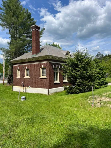 $1,500 | 1 Parker Avenue, Ludlow, VT 05149
