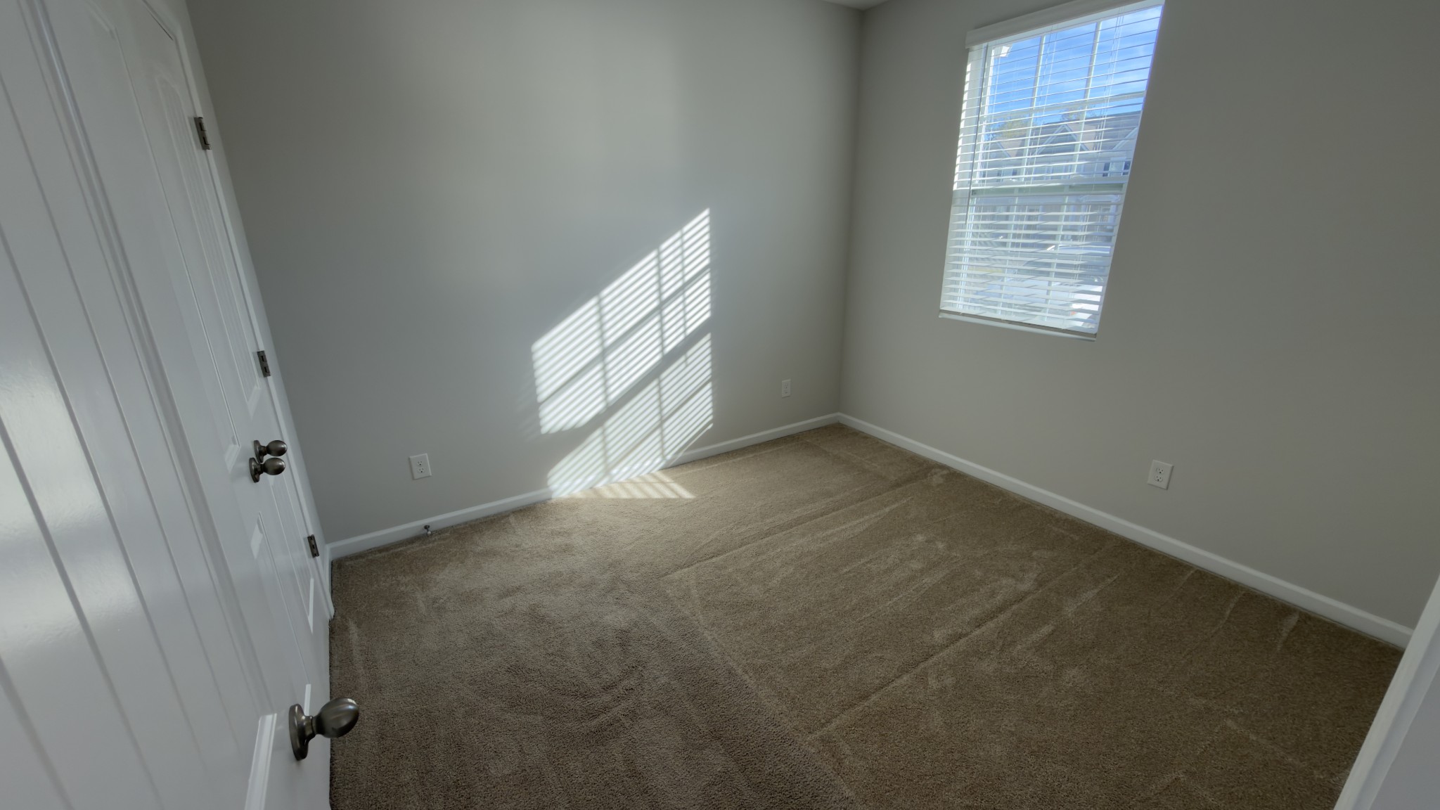 529 Ellen Road Lebanon, TN 37087 - Photo 8 of 17 an empty room with windows