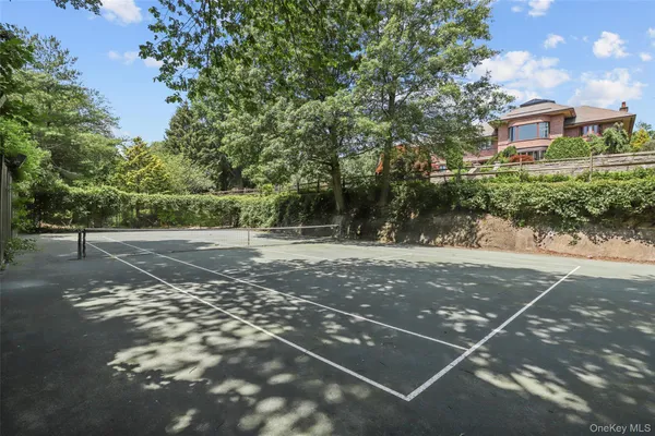 a view of a tennis court