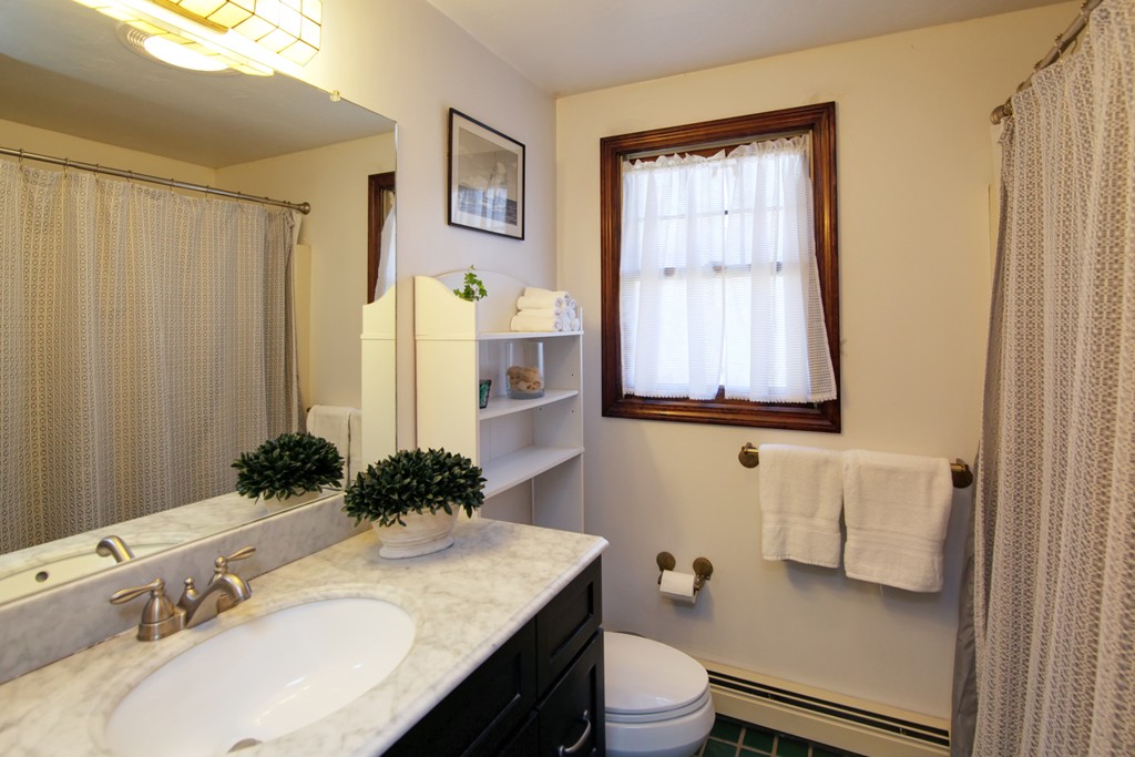 15 Robin Road Sandwich, MA 02563 - Photo 22 of 29 Gallery Image 22