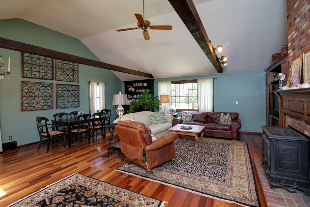 15 Robin Road Sandwich, MA 02563 - Photo 10 of 29 Gallery Image 10