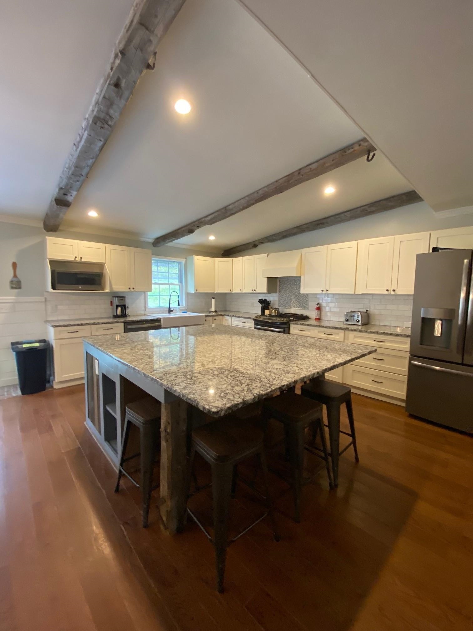 5599 Route Vt 100 Londonderry Vt 05148 Londonderry, VT 05148 - Photo 9 of 32