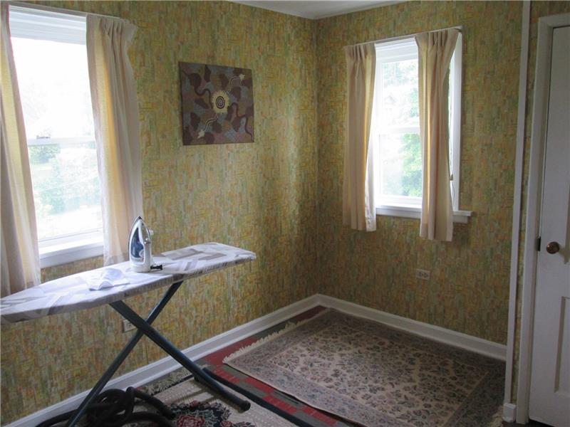 81 Pittsburgh Road Butler, PA 16001 - Photo 13 of 25 Gallery Image 13