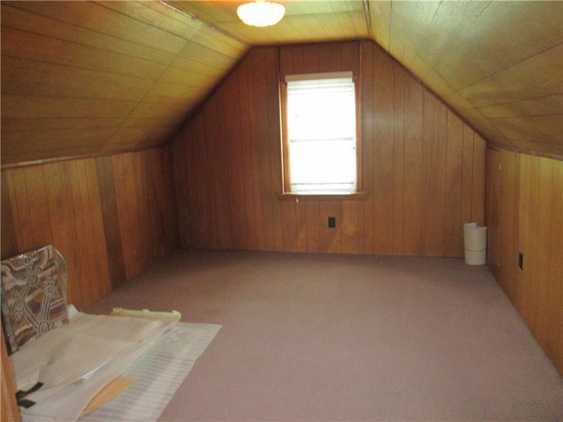 81 Pittsburgh Road Butler, PA 16001 - Photo 18 of 25 Gallery Image 18