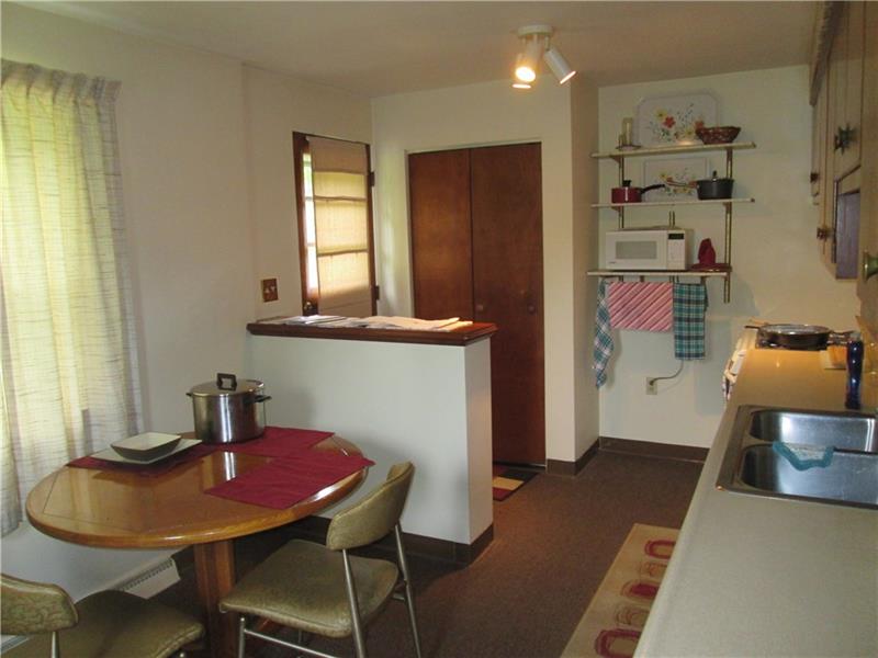 81 Pittsburgh Road Butler, PA 16001 - Photo 8 of 25 Gallery Image 8