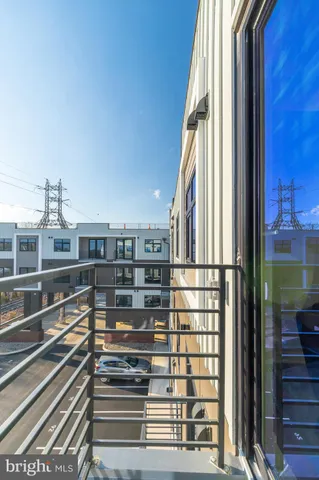 $1,750 | 3449 Scotts Lane, Unit B413, Philadelphia, PA 19129