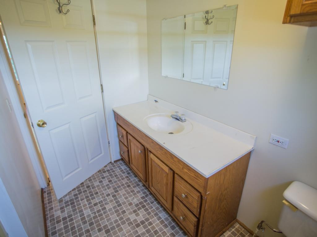 237 V I Ranch Road Bristol, TN 37620 - Photo 17 of 32 Photo 17